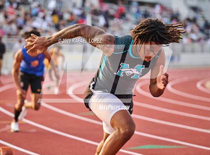 Thumbnail 2 in CCISD Ruben C Jordan Relays (400M) photogallery.