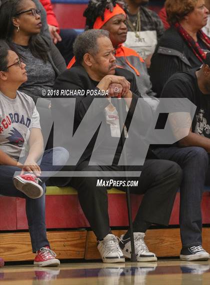Thumbnail 2 in Selma @ Crossroads (CIF SoCal Regional D2 Round 1) photogallery.