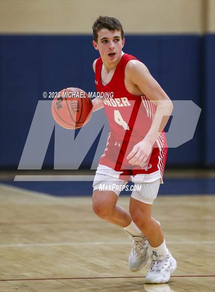 Thumbnail 3 in Anahuac vs Ponder (Hardin-Jefferson Basketball Marathon) photogallery.
