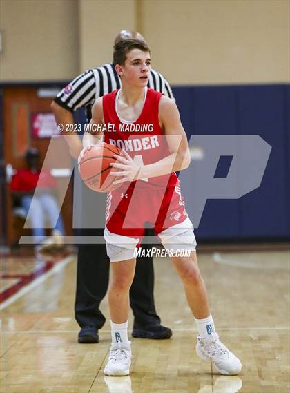 Thumbnail 2 in Anahuac vs Ponder (Hardin-Jefferson Basketball Marathon) photogallery.
