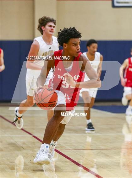Thumbnail 2 in Anahuac vs Ponder (Hardin-Jefferson Basketball Marathon) photogallery.
