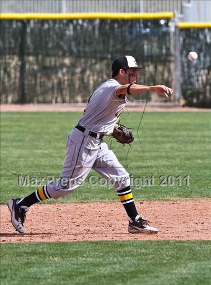 Thumbnail 1 in Saguaro @ Boulder Creek photogallery.