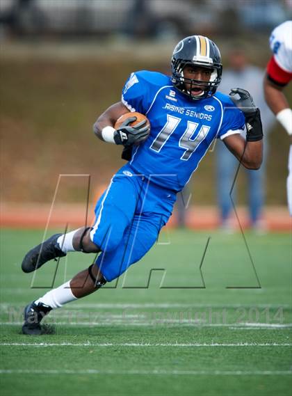 Thumbnail 2 in Georgia Junior Bowl photogallery.