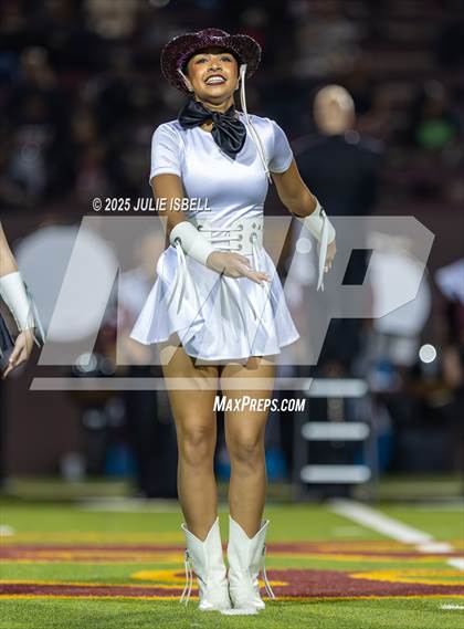 Thumbnail 2 in Port Arthur Memorial vs. A&M Consolidated (UIL 5A D1 Football Area) photogallery.