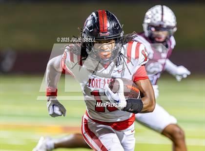 Thumbnail 2 in Port Arthur Memorial vs. A&M Consolidated (UIL 5A D1 Football Area) photogallery.
