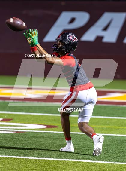 Thumbnail 1 in Port Arthur Memorial vs. A&M Consolidated (UIL 5A D1 Football Area) photogallery.