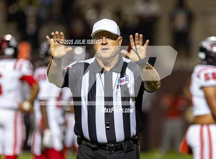 Thumbnail 3 in Port Arthur Memorial vs. A&M Consolidated (UIL 5A D1 Football Area) photogallery.