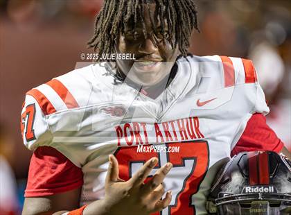 Thumbnail 3 in Port Arthur Memorial vs. A&M Consolidated (UIL 5A D1 Football Area) photogallery.