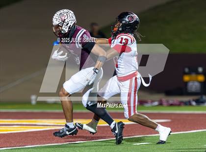 Thumbnail 1 in Port Arthur Memorial vs. A&M Consolidated (UIL 5A D1 Football Area) photogallery.