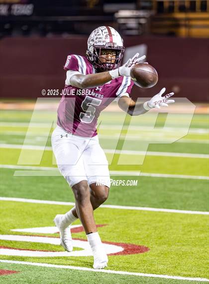 Thumbnail 1 in Port Arthur Memorial vs. A&M Consolidated (UIL 5A D1 Football Area) photogallery.