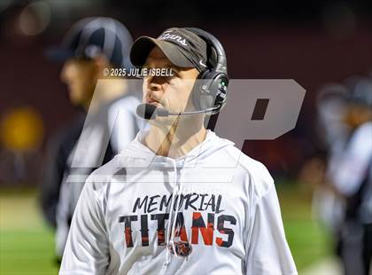 Thumbnail 2 in Port Arthur Memorial vs. A&M Consolidated (UIL 5A D1 Football Area) photogallery.