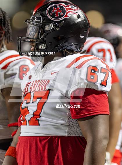Thumbnail 2 in Port Arthur Memorial vs. A&M Consolidated (UIL 5A D1 Football Area) photogallery.