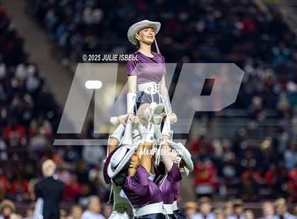 Thumbnail 2 in Port Arthur Memorial vs. A&M Consolidated (UIL 5A D1 Football Area) photogallery.