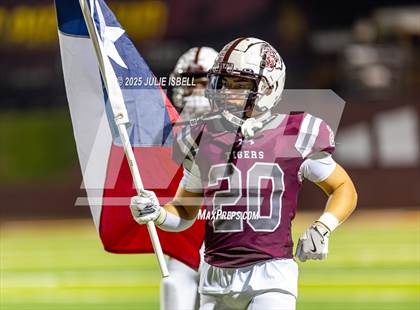 Thumbnail 3 in Port Arthur Memorial vs. A&M Consolidated (UIL 5A D1 Football Area) photogallery.