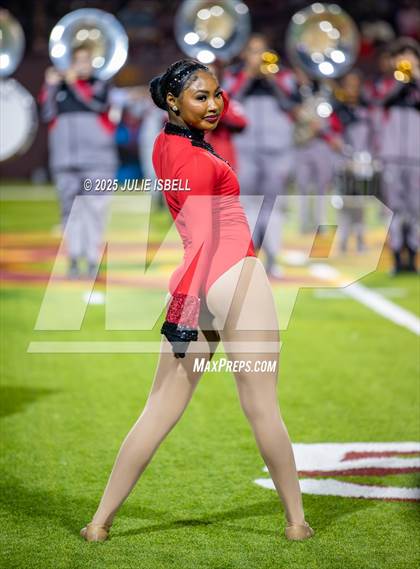 Thumbnail 2 in Port Arthur Memorial vs. A&M Consolidated (UIL 5A D1 Football Area) photogallery.