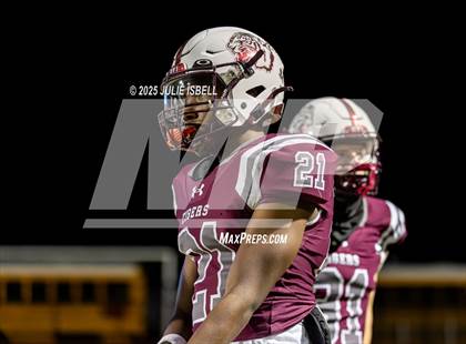 Thumbnail 1 in Port Arthur Memorial vs. A&M Consolidated (UIL 5A D1 Football Area) photogallery.