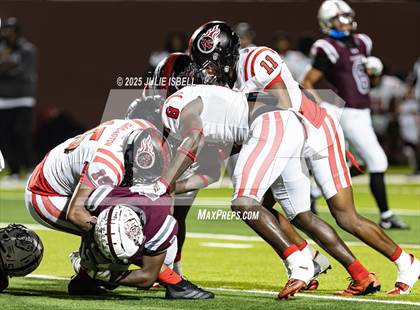 Thumbnail 1 in Port Arthur Memorial vs. A&M Consolidated (UIL 5A D1 Football Area) photogallery.