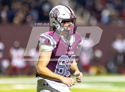 Thumbnail 3 in Port Arthur Memorial vs. A&M Consolidated (UIL 5A D1 Football Area) photogallery.