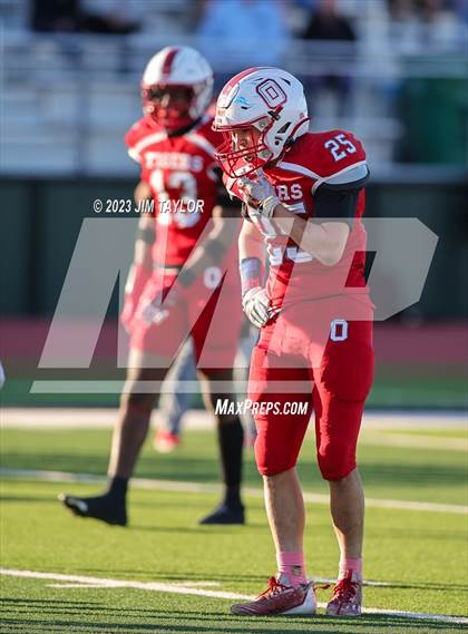 Thumbnail 3 in Richland Springs vs Oglesby (UIL 1A State Semi-Finals) photogallery.