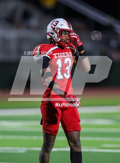 Thumbnail 1 in Richland Springs vs Oglesby (UIL 1A State Semi-Finals) photogallery.
