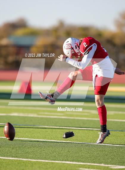 Thumbnail 2 in Richland Springs vs Oglesby (UIL 1A State Semi-Finals) photogallery.