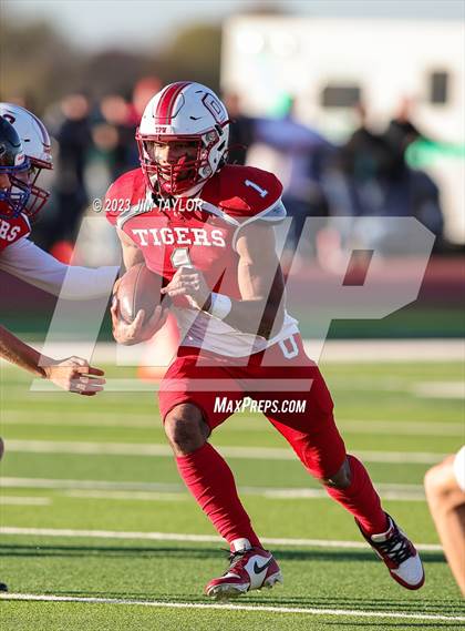 Thumbnail 3 in Richland Springs vs Oglesby (UIL 1A State Semi-Finals) photogallery.