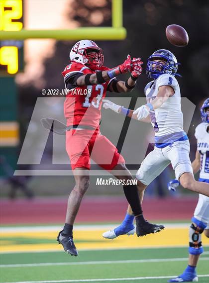 Thumbnail 2 in Richland Springs vs Oglesby (UIL 1A State Semi-Finals) photogallery.
