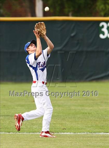 Thumbnail 3 in Bishop Dunne vs Trinity Christian photogallery.