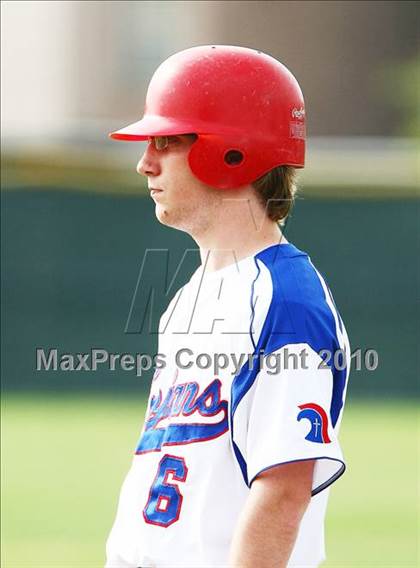 Thumbnail 2 in Bishop Dunne vs Trinity Christian photogallery.