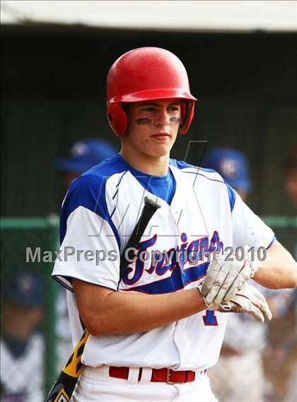 Thumbnail 1 in Bishop Dunne vs Trinity Christian photogallery.