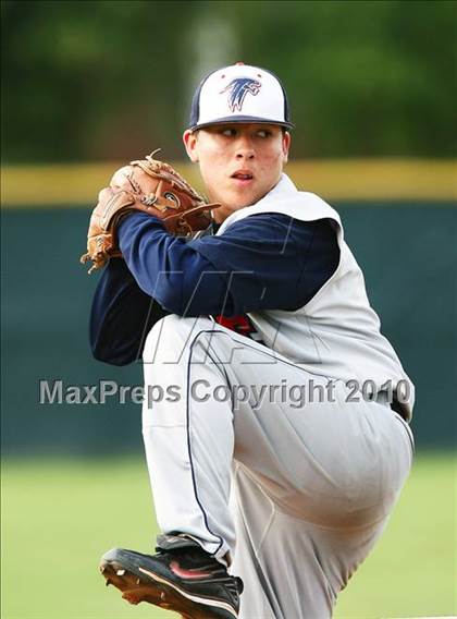Thumbnail 1 in Bishop Dunne vs Trinity Christian photogallery.