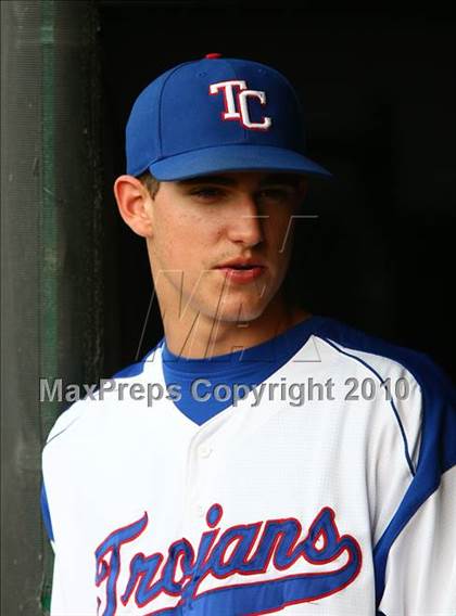 Thumbnail 3 in Bishop Dunne vs Trinity Christian photogallery.