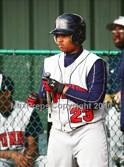 Thumbnail 3 in Bishop Dunne vs Trinity Christian photogallery.