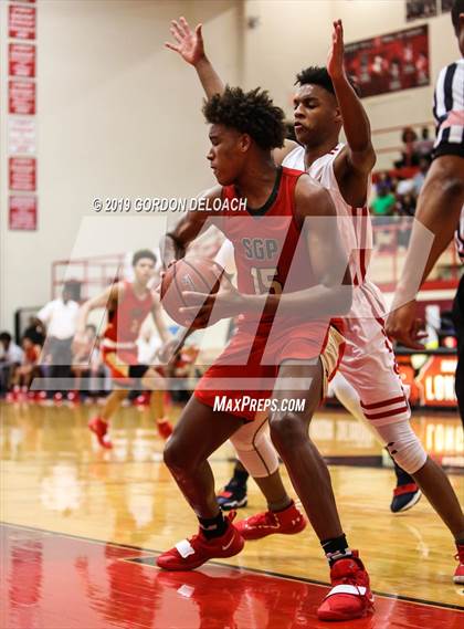 Thumbnail 2 in South Grand Prairie @ Cedar Hill photogallery.