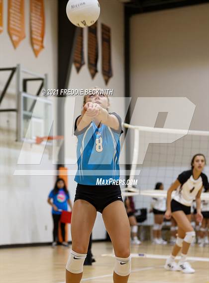 Thumbnail 2 in City View vs Bowie (Nocona Tournament) photogallery.