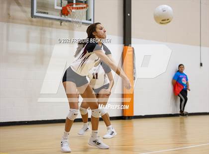 Thumbnail 2 in City View vs Bowie (Nocona Tournament) photogallery.