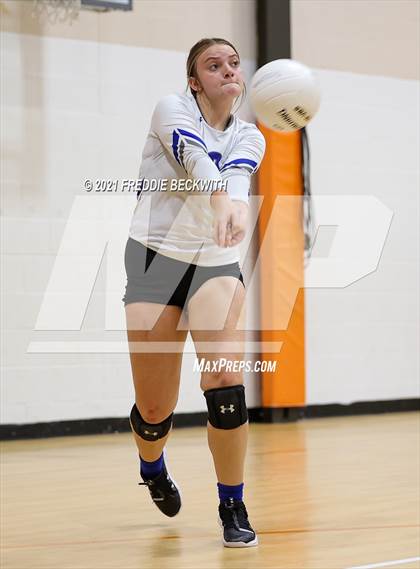 Thumbnail 3 in City View vs Bowie (Nocona Tournament) photogallery.