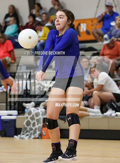 Thumbnail 1 in City View vs Bowie (Nocona Tournament) photogallery.