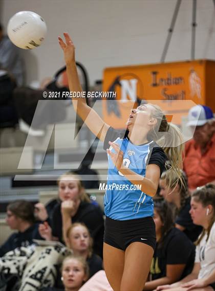 Thumbnail 2 in City View vs Bowie (Nocona Tournament) photogallery.