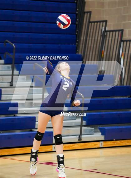 Thumbnail 1 in Rifle vs Arapahoe (Eagle Invite) photogallery.
