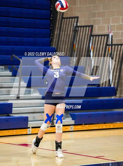 Thumbnail 3 in Rifle vs Arapahoe (Eagle Invite) photogallery.