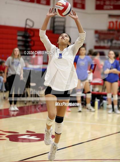 Thumbnail 2 in Benson vs Fountain Hills (The Florence VB Invitational) photogallery.