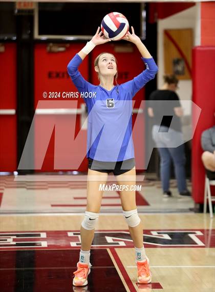 Thumbnail 1 in Benson vs Fountain Hills (The Florence VB Invitational) photogallery.
