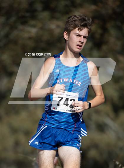 Thumbnail 2 in CIF Sac-Joaquin Section Cross Country Championships (D3 Boys) photogallery.