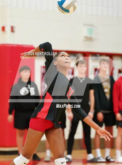 Thumbnail 3 in Port Huron Northern @ Chippewa Valley photogallery.