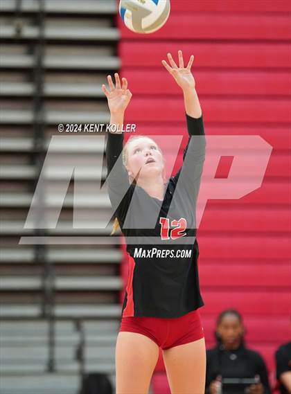 Thumbnail 1 in Port Huron Northern @ Chippewa Valley photogallery.