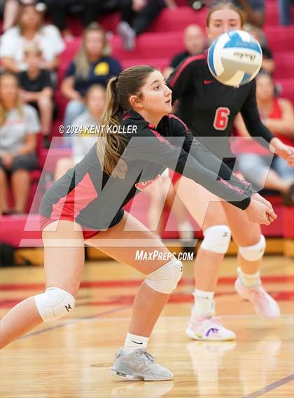 Thumbnail 2 in Port Huron Northern @ Chippewa Valley photogallery.