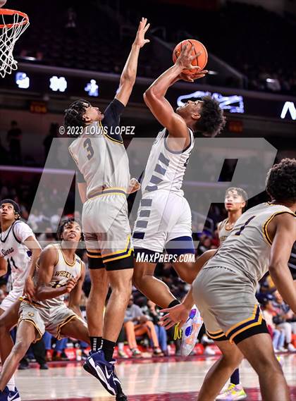 Thumbnail 1 in Sierra Canyon vs. Wheeler (The Chosen One's Invitational) photogallery.