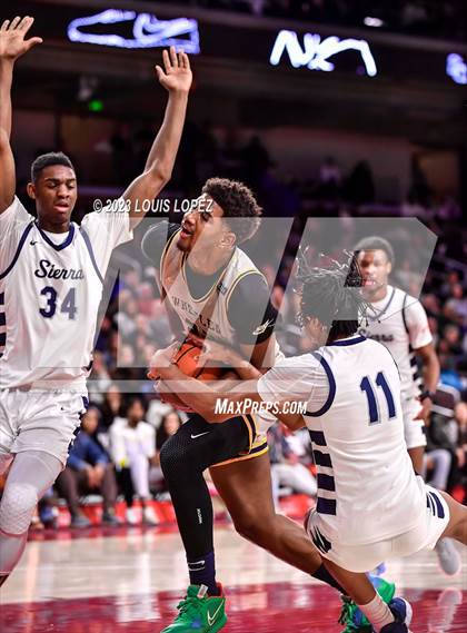Thumbnail 2 in Sierra Canyon vs. Wheeler (The Chosen One's Invitational) photogallery.