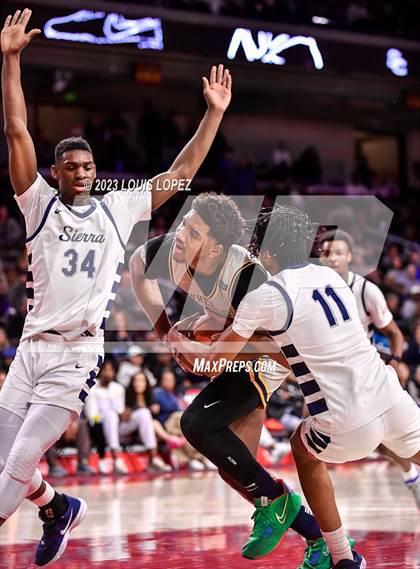 Thumbnail 1 in Sierra Canyon vs. Wheeler (The Chosen One's Invitational) photogallery.